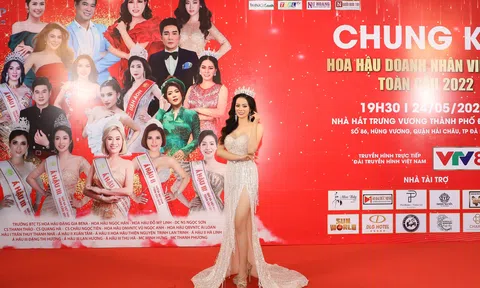 Á hậu Lê Xuân Tâm lộng lẫy trên hàng ghế giám khảo đêm chung kết cuộc thi Hoa hậu Doanh nhân Việt Nam Toàn cầu 2022