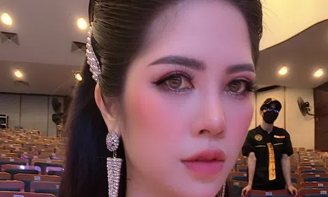 Người đẹp Dạ hội Nguyễn Thị Thanh Huyền xuất hiện thần thái trong đêm chung kết Hoa hậu Doanh nhân Việt Nam Toàn cầu 2022