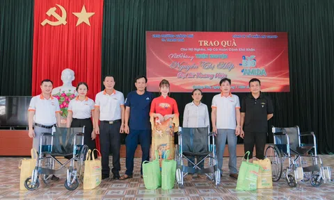 Sau đăng quang, Nữ hoàng thiện nguyện Nguyễn Thị Hiệp chăm chỉ làm từ thiện